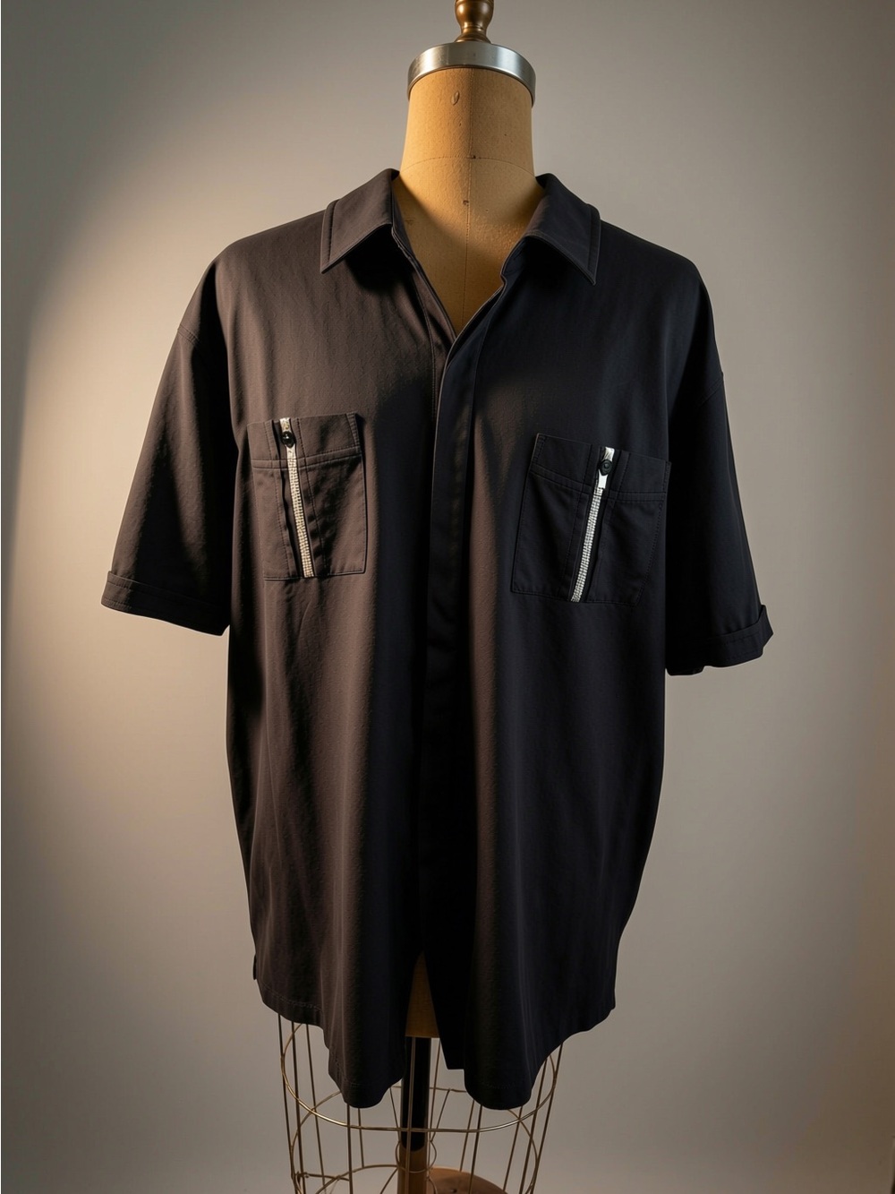 Classic XL Black Short-Sleeve Murano Fitted Button Down Polo